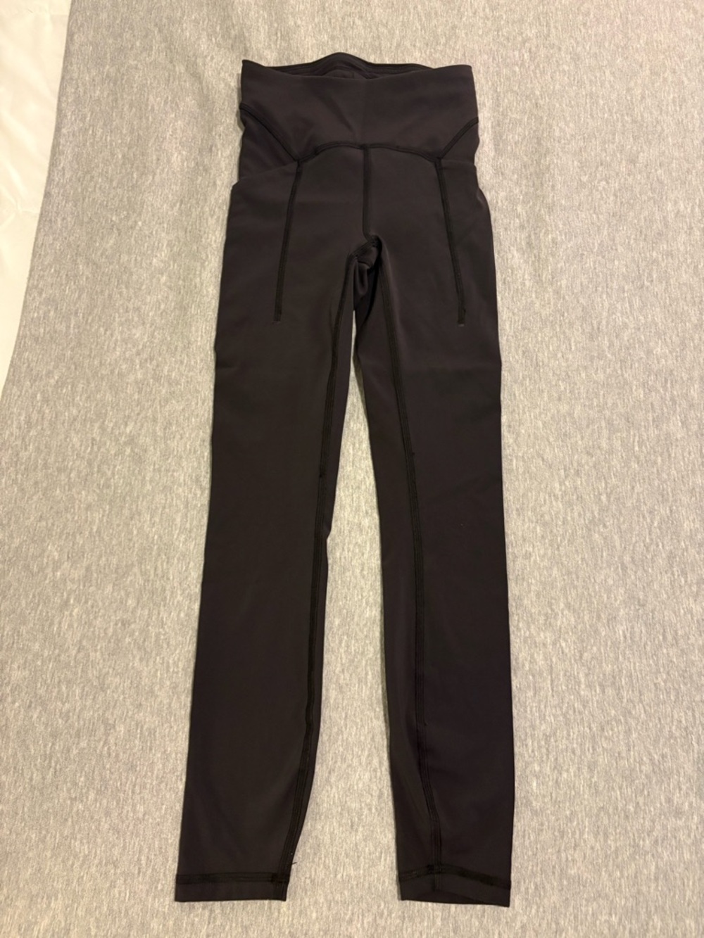 Lululemon yoga Black gym High Waisted workout Leggings Size 0 Side Pocket